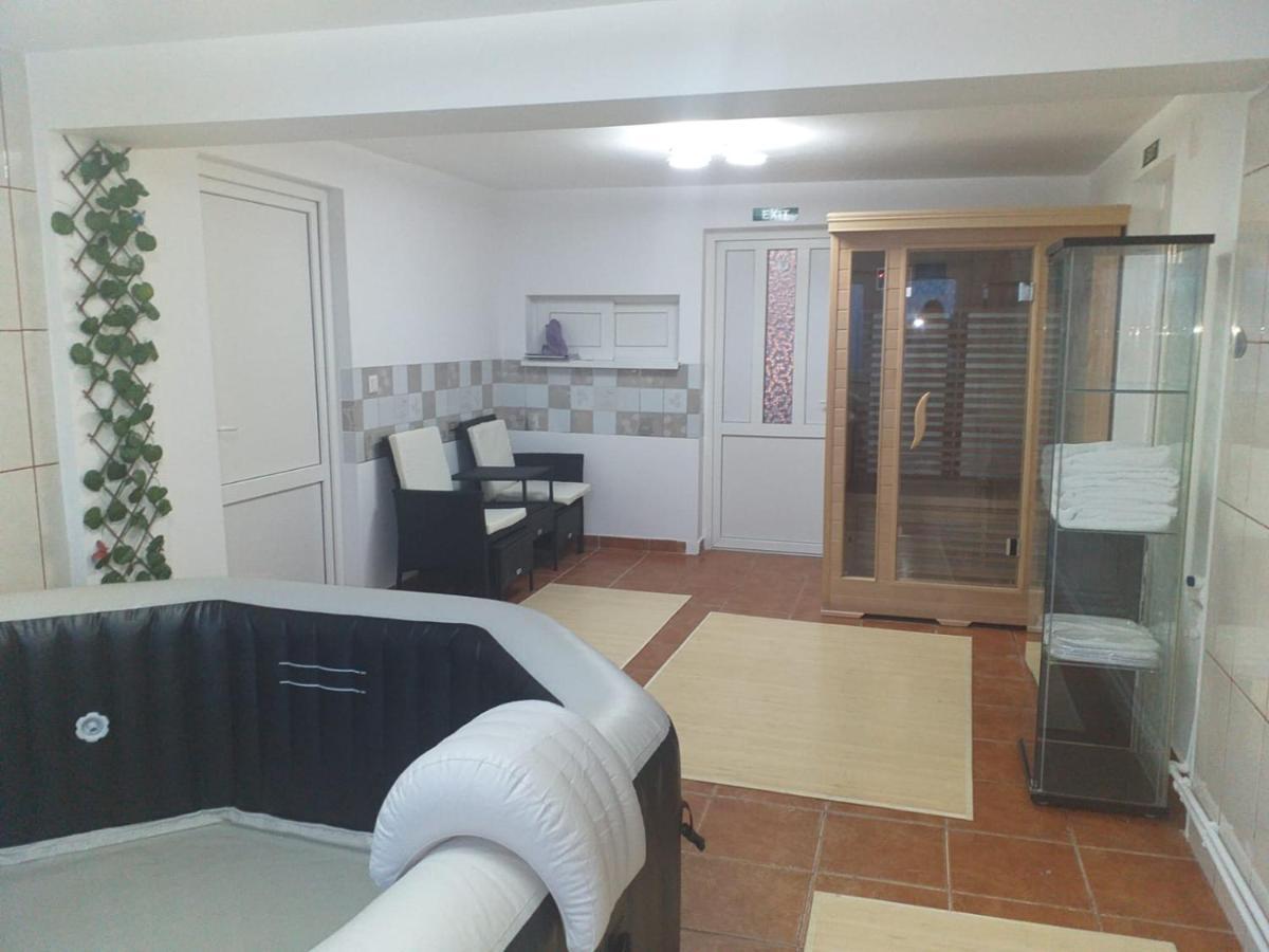 Miraj Hotel Azuga Luaran gambar